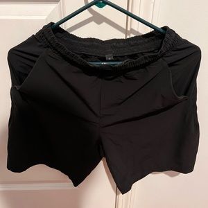 Lululemon Pacebreaker Shorts - XS - Black